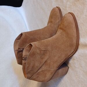 Lucky Brand leather heeled ankle boots women's size 8.5